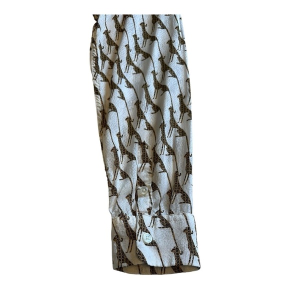 Chico’s Cheetah Print Blouse Button Down Long Sleeve - Size Large - Picture 6 of 14